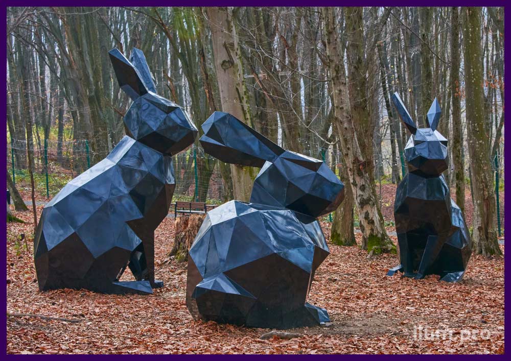 Украшение парка в Северной Осетии скульптурами полигональных зайцев